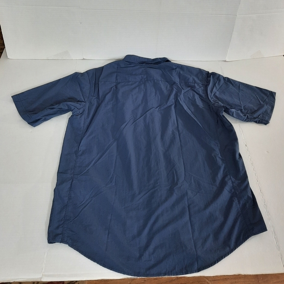 Eddie Bauer Sport Short Sleeve Nylon Fishing Guide Shirt Zip Pockets Men LT Blue - Picture 3 of 4